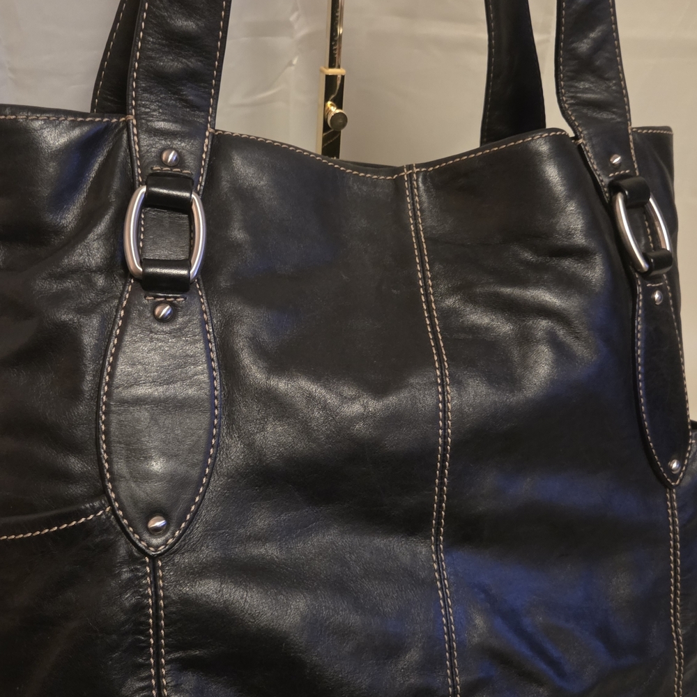 Fossil Genuine Leather Black Tote Bag Large Classic Shoulder Work Bag Key Charm - Picture 3 of 14